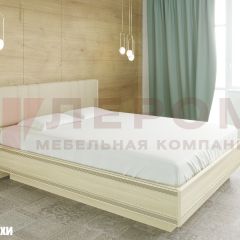 Кровать КР-1013 с мягким изголовьем в Александровском - alexsandrovskoe.mebel24.online | фото 1